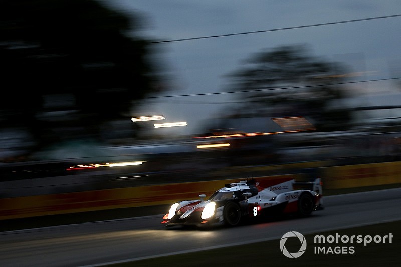 Video: vive la vuelta de récord de Alonso en Sebring desde dentro del coche