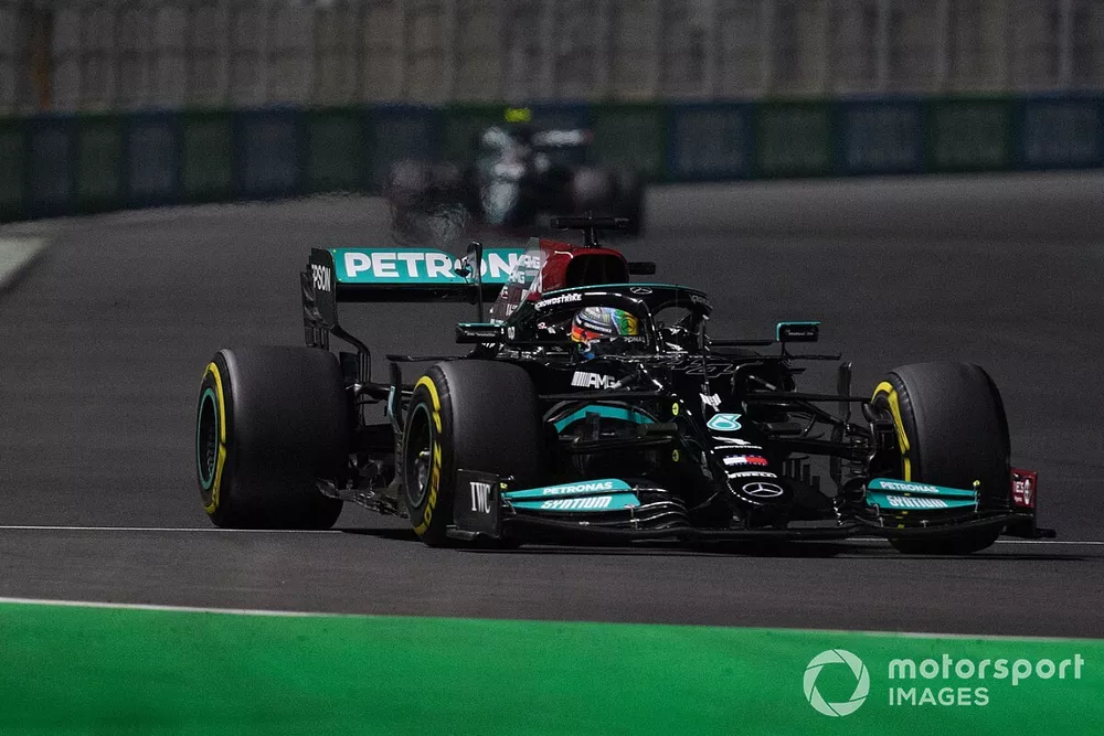 Lewis Hamilton, Mercedes W12