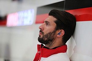 Toyota mueve a 'Pechito' López a su tercer coche en Le Mans