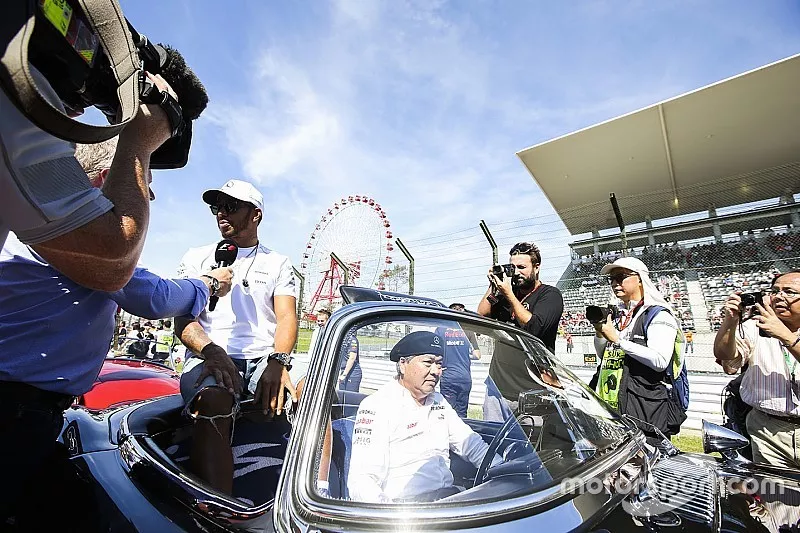 Lewis Hamilton, Mercedes AMG F1, in the drivers parade