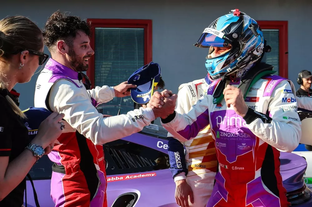 Gara 1 della Porsche Carrera Cup Italia a Imola