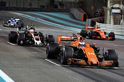 Alonso: McLaren, 2018'de ait olduğu yere dönmeli