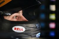 Ryan Blaney lidera la práctica en Daytona