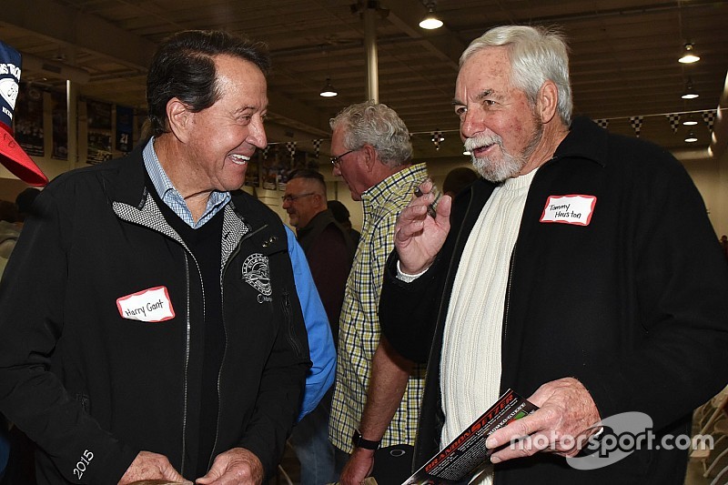 Hickory Motor Speedway reunion showcases NASCAR’s past