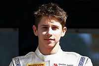 Brat Leclerca czeka na debiut w F1                         