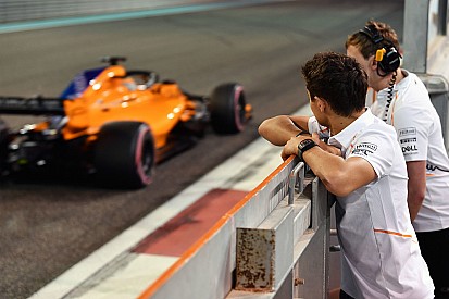 Відео: McLaren вперше запустила двигун Renault 2019 року