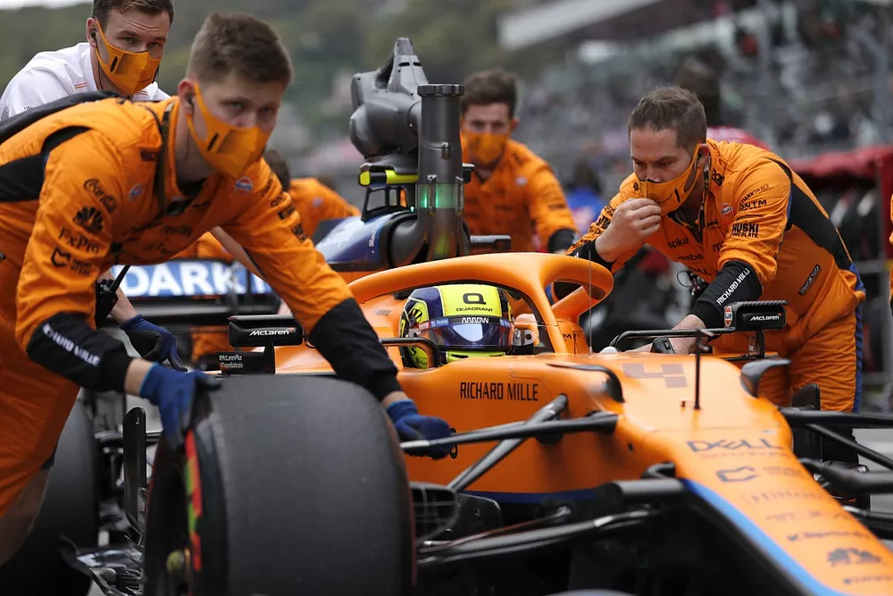 Lando Norris, McLaren MCL35M, arrives on the grid