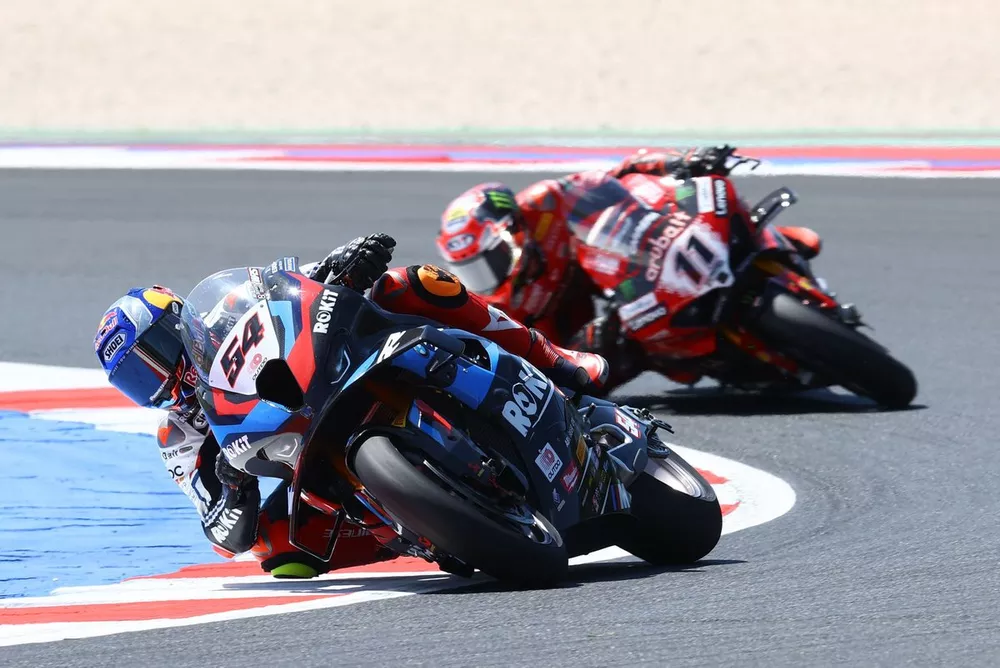 Toprak Razgatlioglu, BMW Motorrad WorldSBK Team, Nicolo Bulega, Aruba.It Racing  Ducati