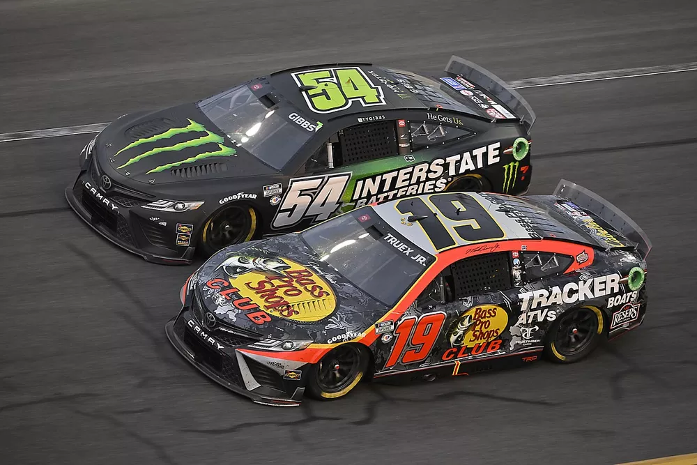 Martin Truex Jr., Joe Gibbs Racing, Bass Pro Shops Toyota Camry, Ty Gibbs, Joe Gibbs Racing, Monster Energy/Interstate Batteries Toyota Camry