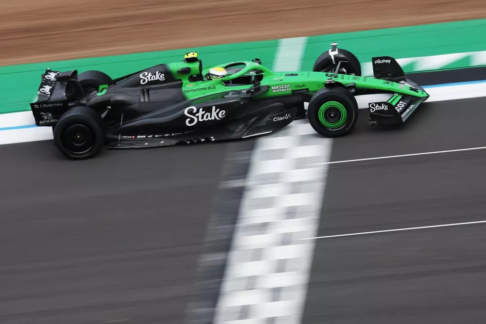 Gabriel Bortoleto, Sauber, Pirelli test Silverstone