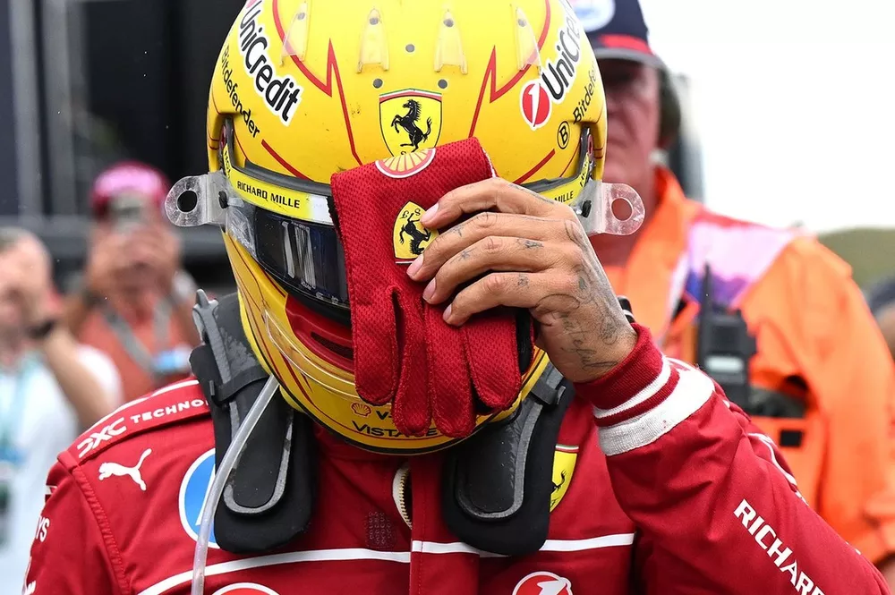 Lewis Hamilton, Ferrari crash
