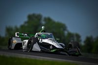 Un camión de Juncos Racing se incendió en la ruta al regresar de Iowa Speedway