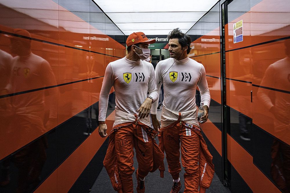 Carlos Sainz Jr., Ferrari, Charles Leclerc, Ferrari