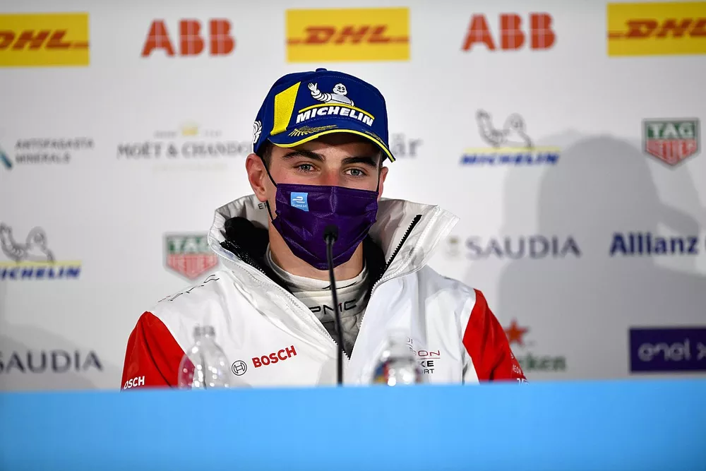 Nico Muller, Dragon Penske Autosport, durante la conferenza stampa