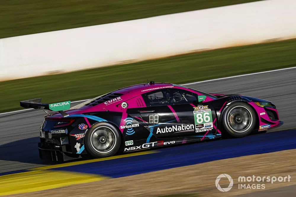 #86 Meyer Shank Racing w/Curb-Agajanian Acura NSX GT3, GTD: Mario Farnbacher, Matt McMurry, Shinya Michimi