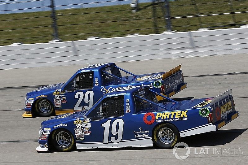 Chase Briscoe, Brad Keselowski Racing Ford, Austin Cindric, Brad Keselowski Racing Ford