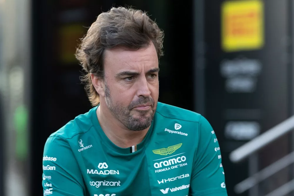 Fernando Alonso, Aston Martin