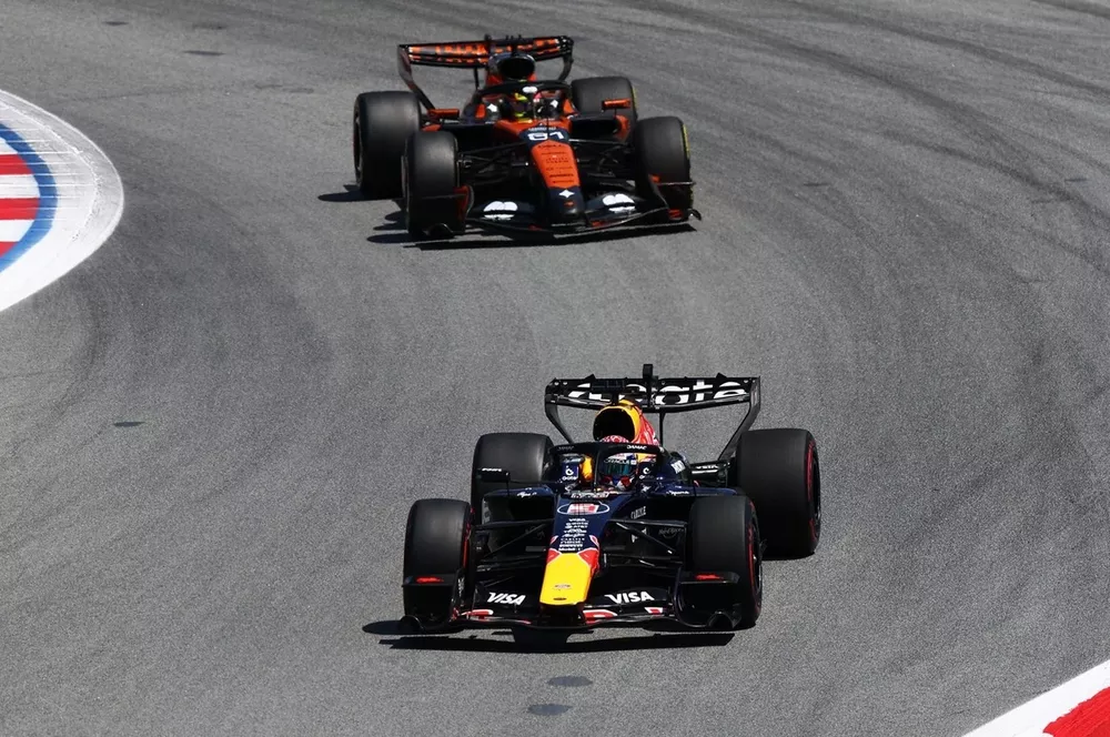 Max Verstappen, Red Bull Racing, Oscar Piastri, McLaren
