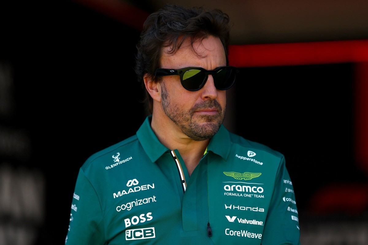 Alonso señala a Honda: "No podemos mejorar el coche, el motor tiene una gran limitación"