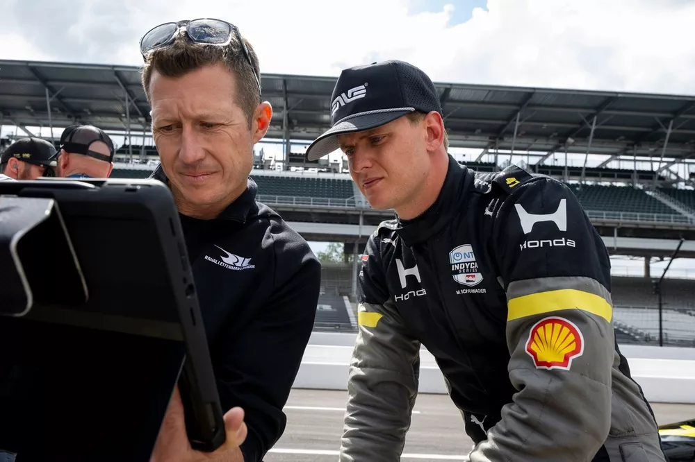 Driver coach Ryan Briscoe with Mick Schumacher, Rahal Letterman Lanigan Racing Honda
