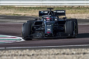 VIDEO: Alfa Romeo camuflado debuta en pista en Fiorano