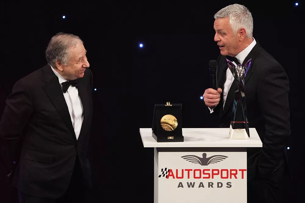 Jean Todt en el escenario 