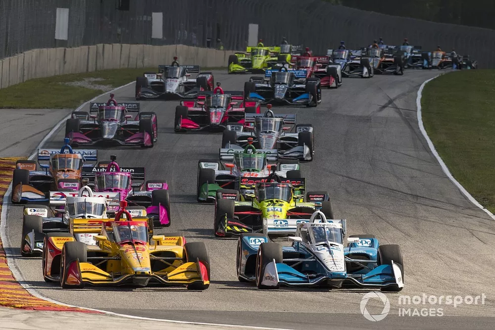 Josef Newgarden, Team Penske Chevrolet, Ryan Hunter-Reay, Andretti Autosport Honda 