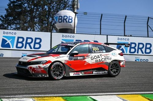TCR World Tour: Guerrieri 'dá o bote' na largada, domina e vence corrida 1 caótica em Interlagos