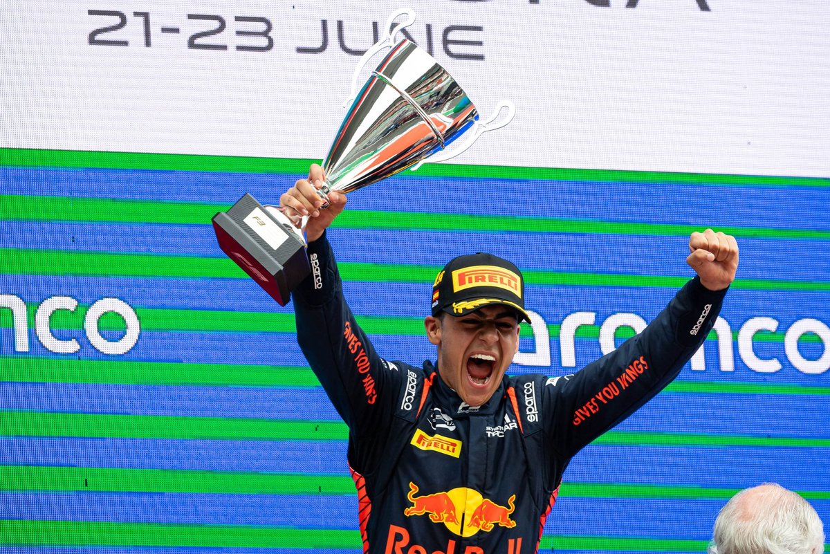 荒れたレースも何のその。レッドブル育成リンブラッドが優勝｜FIA F3