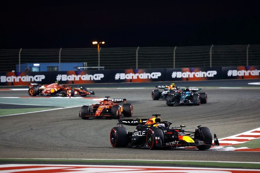 Max Verstappen, Red Bull Racing RB20, Charles Leclerc, Ferrari SF-24, George Russell, Mercedes F1 W15