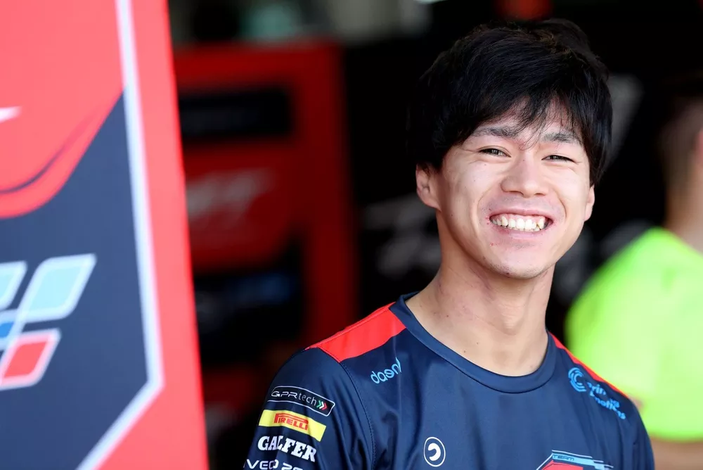 Moto2小椋藍、初チャンピオンに輝く！ 日本人ライダーの王者誕生は青山