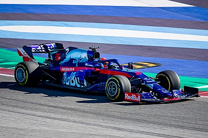 Fotogallery F1: primi giri per la Toro Rosso STR14 a Misano