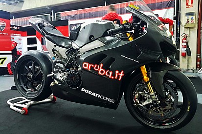Ducati presenterà il team Superbike 2019 e la Panigale V4 R il 4 febbraio a Bergamo