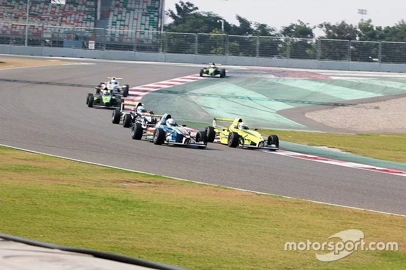 Karthik Tharani and Bryan Perera battle