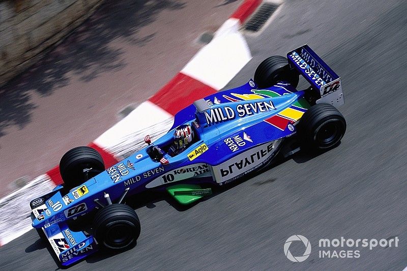 ベネトンフォーミュラ1 レーシングジャケット マイルドセブン F1 中綿ブルゾン 激レア】ベネトンフォーミュラ マイルドセブン レーシング