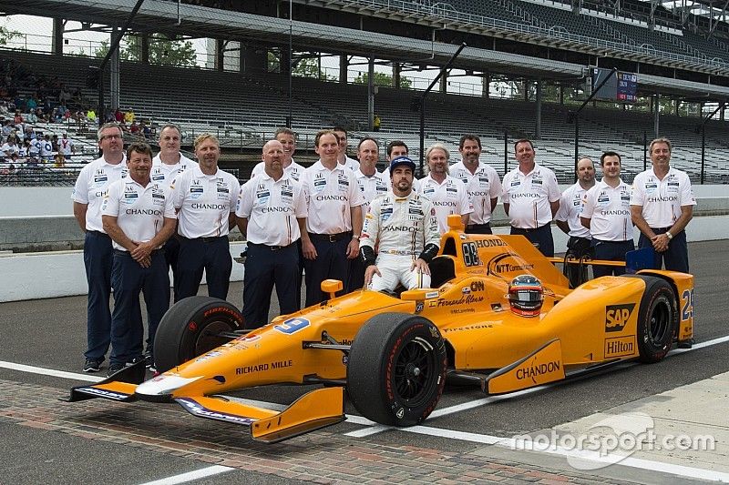 Fernando Alonso, Andretti Autosport Honda and team official qualifying portrait