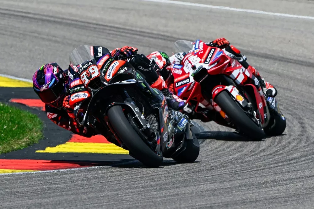 Jorge Mart&iacute;n, Aprilia Racing Team