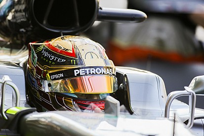 Hamilton 2020'ye kadar F1'de kalmayı umuyor