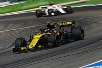 Sainz e Ericsson dão versões distintas de incidente em SC
