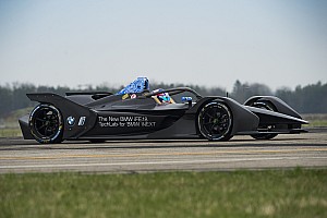 VIDEO: el BMW de Fórmula E completa sus primeras vueltas