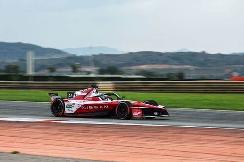 F-E: Atual campe&atilde;o, Rowland lidera &uacute;ltimo dia de testes em Val&ecirc;ncia; Drugovich &eacute; 17&ordm; e di Grassi 19&ordm;