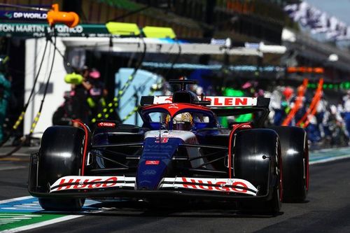 RB dar&aacute; a Ricciardo un nuevo chasis en China para tratar de ayudarlo