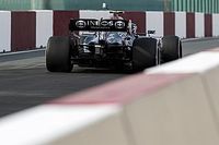 F1: Mercedes rebate acusações da Red Bull de 'marcas' na asa traseira