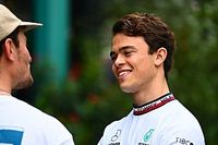 C&oacute;mo Verstappen dijo a De Vries que llamara a Marko tras Monza