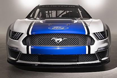 GALERIA: Ford revela Mustang que estará na NASCAR em 2019