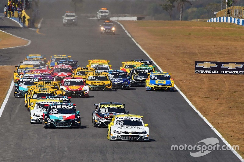 Retorno de montadoras é “alvo” para chefe da Stock Car