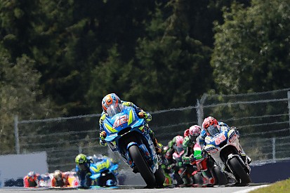 Trajectoires croisées pour les pilotes Suzuki en course