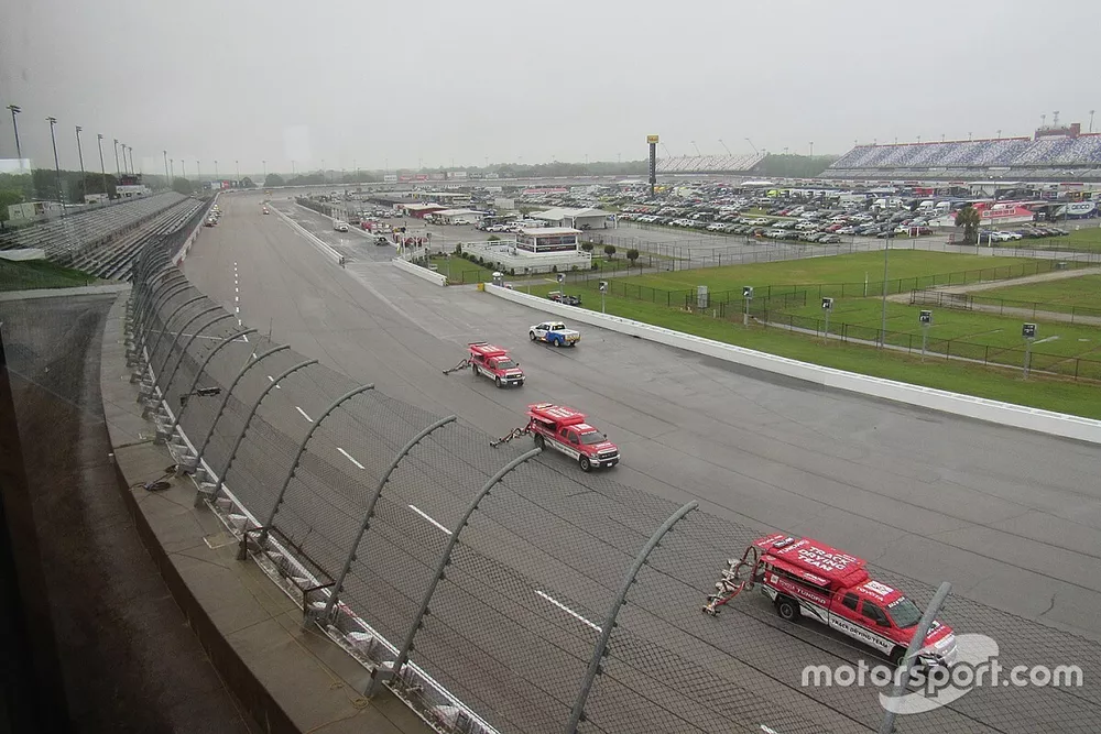 Track drying activity