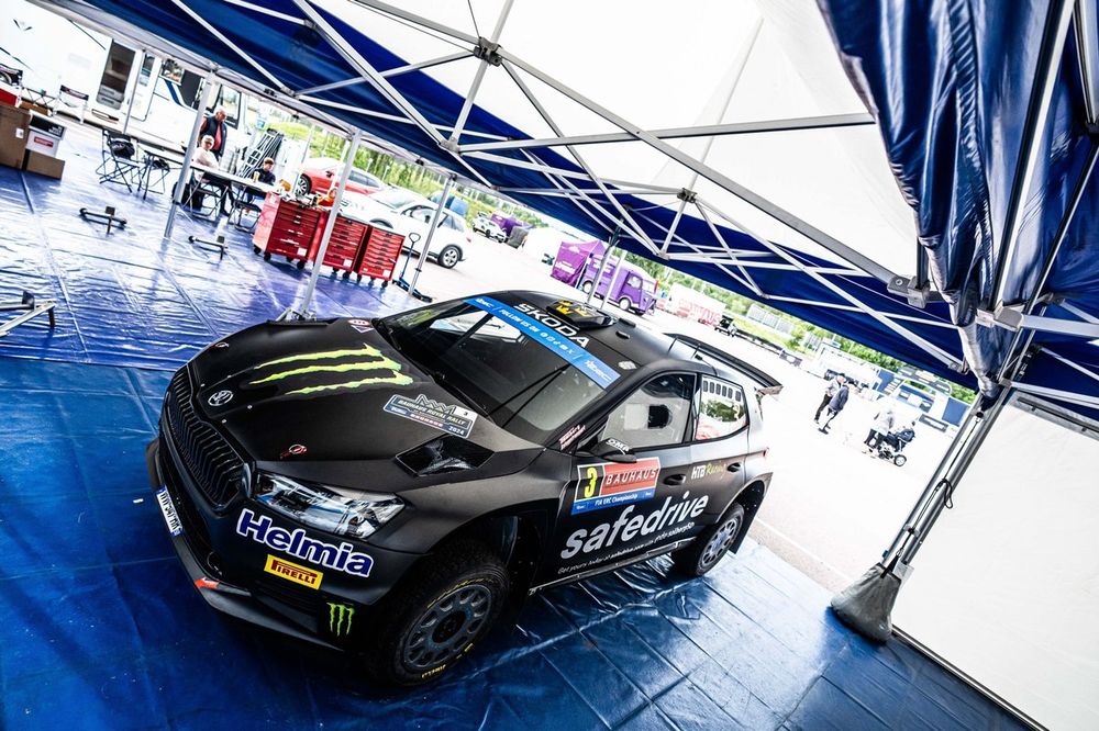 Oliver Solberg, Elliott Edmondson, Skoda Fabia RS Rally2