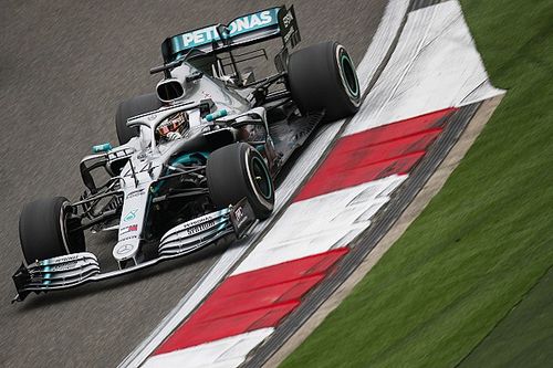 Hamilton reconoce que el Mercedes 2019 es m&aacute;s complejo que su predecesor